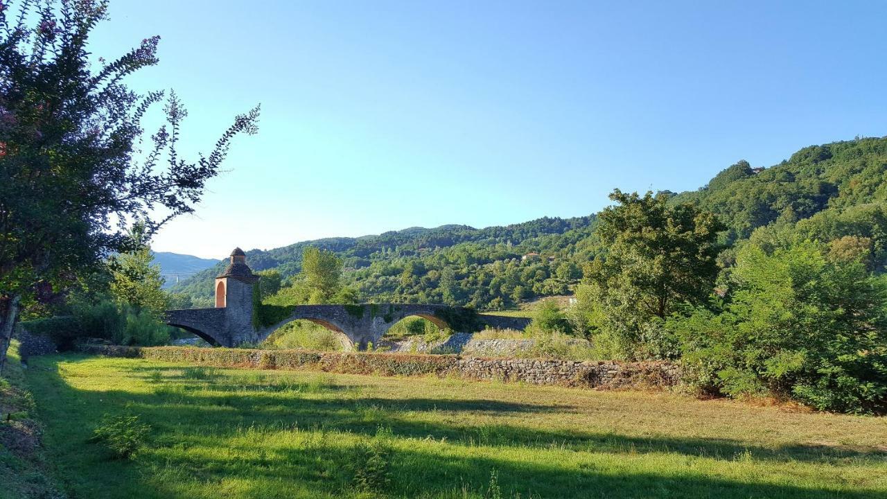 Ai Chiosi Affittacamere Pontremoli Exterior photo